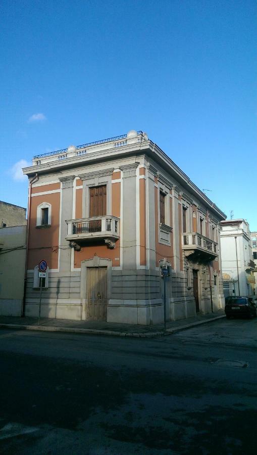 Palazzo Don Ruggiero Hotel San Ferdinando di Puglia Eksteriør billede